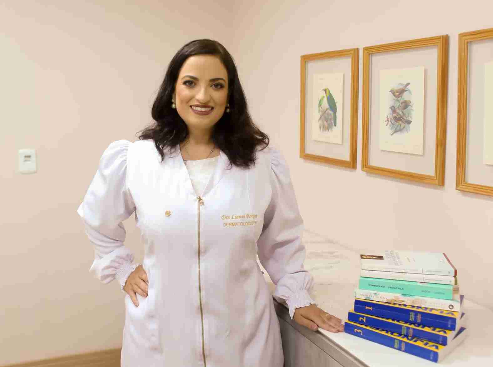 Dia do Dermatologista destaca a importância do cuidado com a pele e o trabalho da Dra. Lianni Borges, em Cuiabá