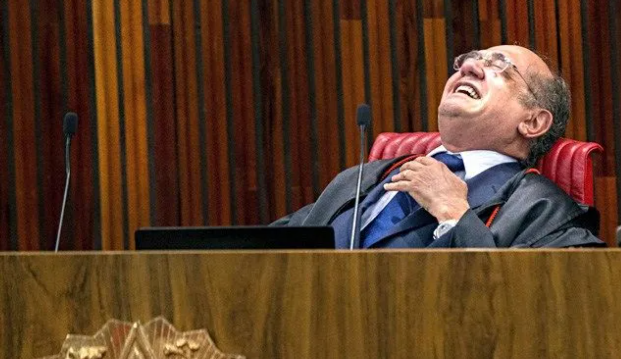 Gilmar Mendes dita nova regra sobre impeachment e torna ministros do STF imparáveis