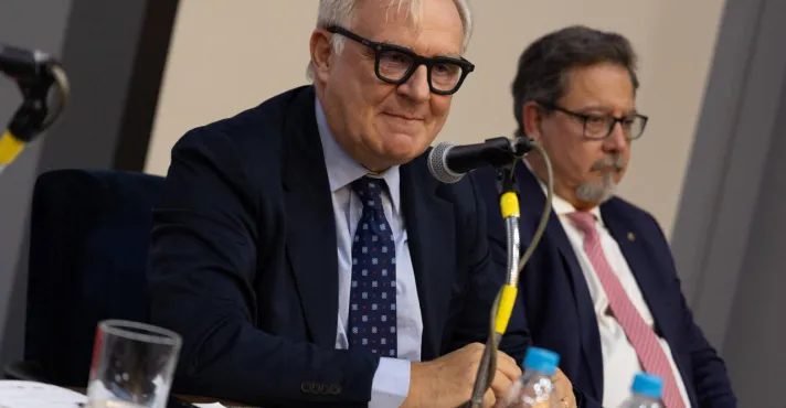 PCC tornou-se 'referência' para organizações criminosas internacionais, diz especialista italiano